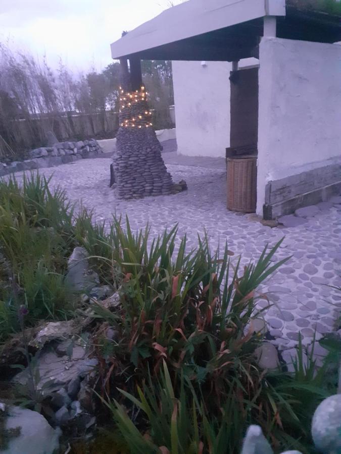 Mary'S Bespoke Cottage Killarney Ngoại thất bức ảnh